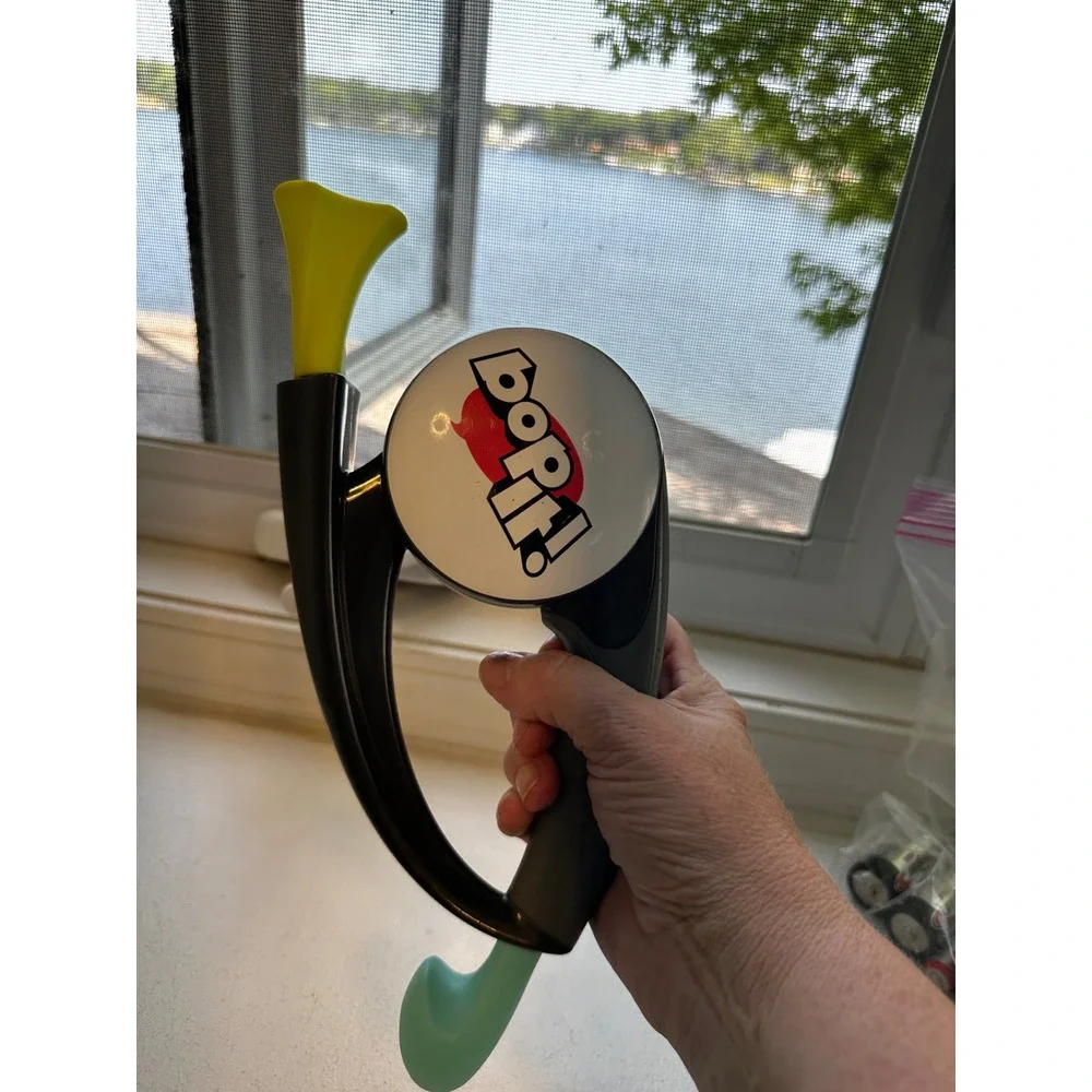 Hasbro Bop It! Handheld Electronic Game 2002 Retro Skill Toy Black Silver